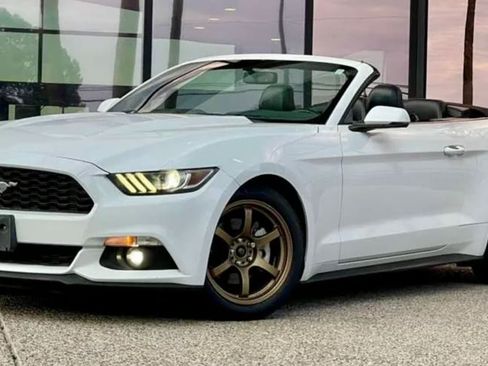 Used 2015 Ford Mustang Premium RWD image 2