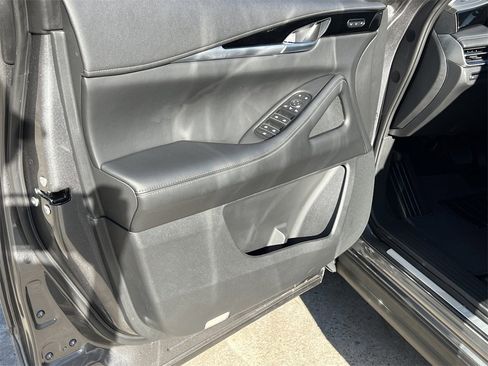 Certified 2025 INFINITI QX60 Pure image 8
