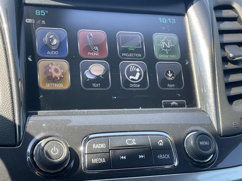 Used 2019 Chevrolet Impala LT FWD image 18