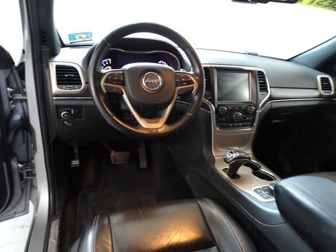 Used 2015 Jeep Grand Cherokee Limited AWD/4WD image 5