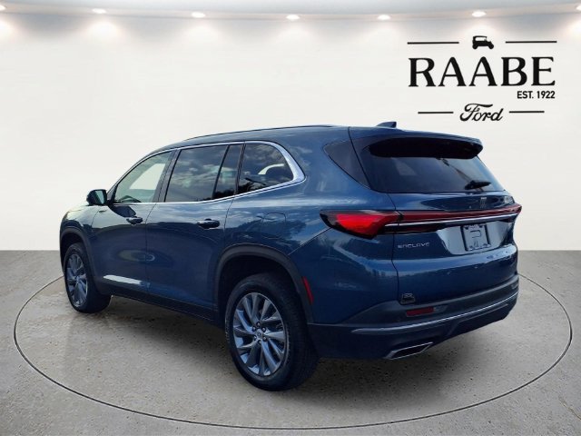 Used 2026 Buick Enclave Preferred w/ Power Package FWD image 5