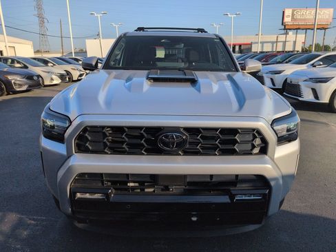 Certified 2026 Toyota 4Runner TRD Sport Premium AWD/4WD image 8