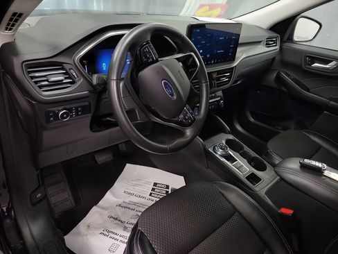 Used 2024 Ford Escape SE FWD image 13