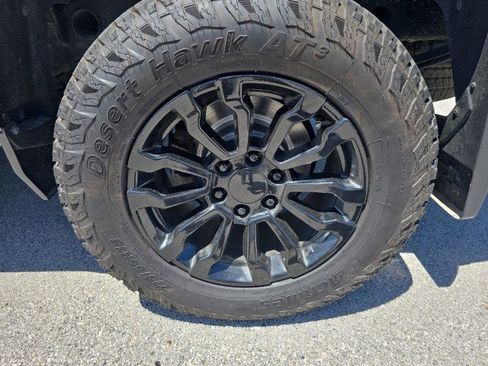 Used 2018 Chevrolet Silverado 1500 LT w/ All Star Edition AWD/4WD image 11