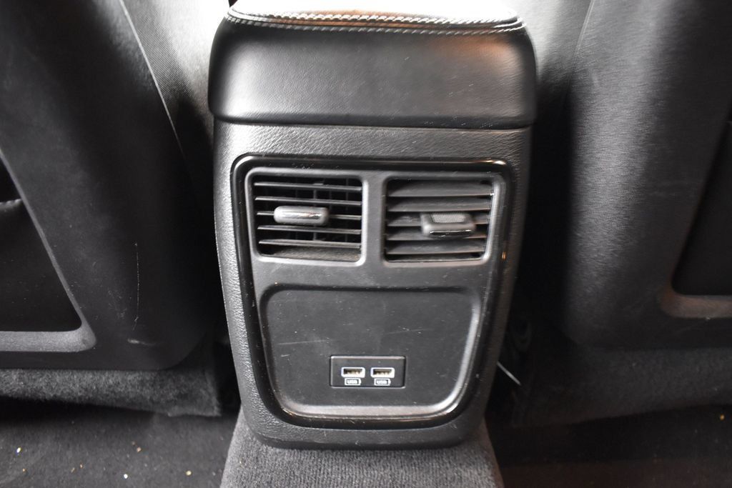 Used 2022 Dodge Charger R/T w/ Blacktop Package RWD image 14
