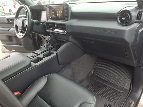 Used 2025 Toyota Land Cruiser 1958 image 16