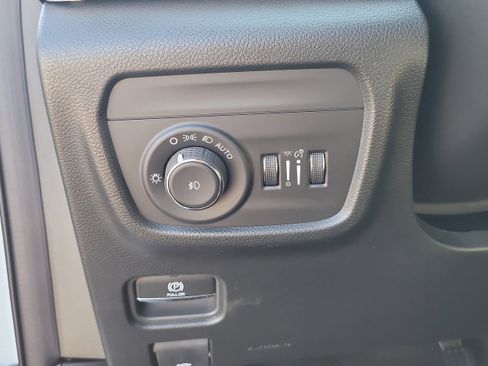 New 2026 Jeep Grand Cherokee L Limited AWD/4WD image 23