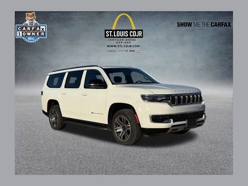 Used 2024 Jeep Wagoneer L Series II w/ Flexible Seating Group image 1