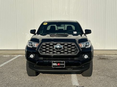 Used 2020 Toyota Tacoma TRD Sport w/ Technology Package AWD/4WD image 11