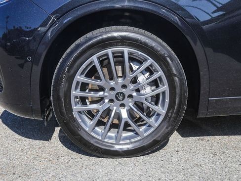 Used 2024 Maserati Grecale GT AWD/4WD image 11