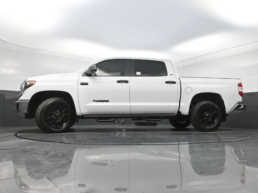 Used 2020 Toyota Tundra SR5 w/ SR5 Leather Package AWD/4WD image 25