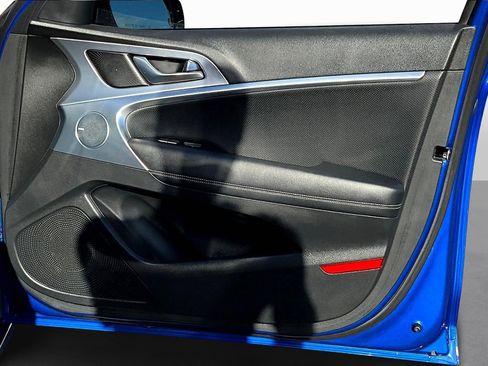 Used 2019 Genesis G70 2.0T Advanced w/ Elite Package image 18