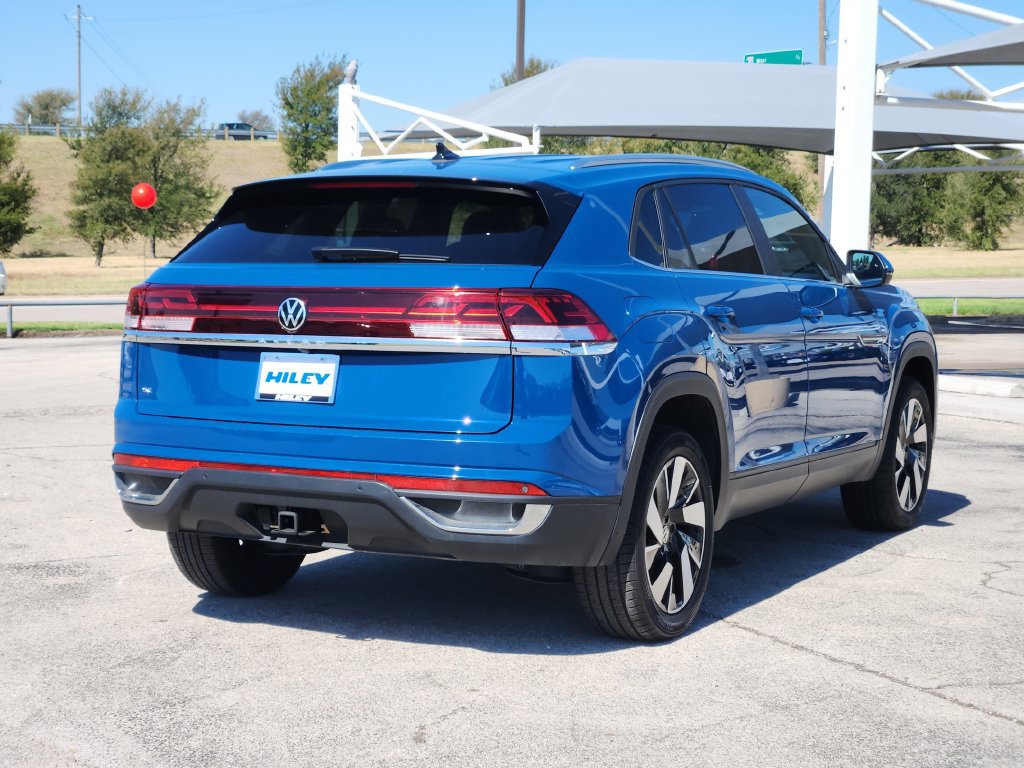 Used 2026 Volkswagen Atlas Cross Sport SE FWD image 5