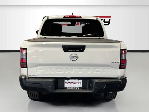 Used 2024 Nissan Frontier S w/ Technology Package AWD/4WD image 6