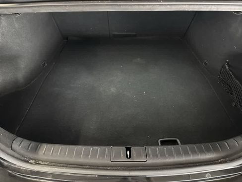 Used 2023 Genesis G70 3.3T RWD image 24