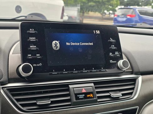 Used 2018 Honda Accord LX image 26