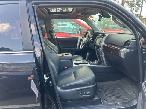 Used 2024 Toyota 4Runner Limited AWD/4WD image 12