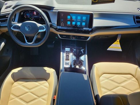 New 2026 Volkswagen Atlas Cross Sport SE image 10