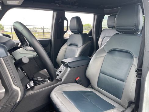Used 2021 Ford Bronco First Edition AWD/4WD image 17