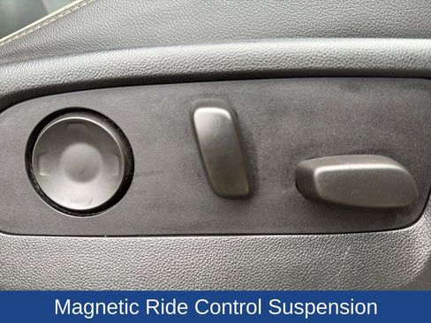 Used 2021 Chevrolet Tahoe Premier w/ Premium Package image 31