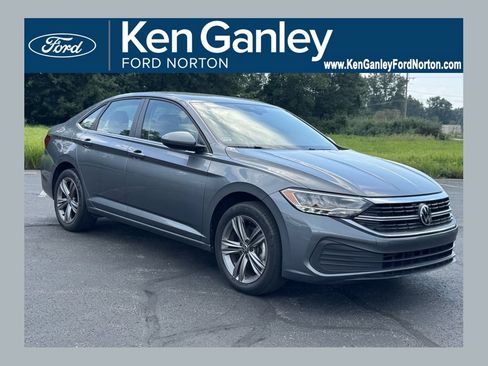 Used 2022 Volkswagen Jetta SE FWD image 1