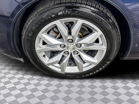 Used 2016 Chevrolet Impala LT w/ Convenience Package image 32