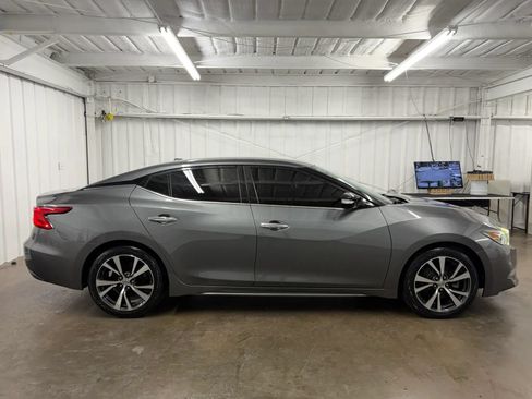 Used 2017 Nissan Maxima 3.5 SV FWD image 3