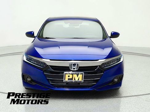 Used 2022 Honda Accord Sport image 2