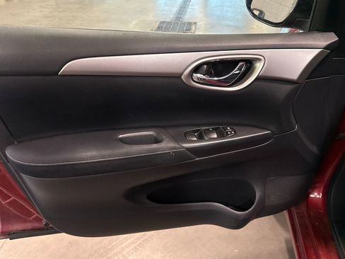 Used 2015 Nissan Sentra SV FWD image 7
