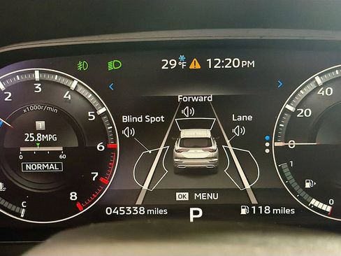 Used 2024 Mitsubishi Outlander SE Black Edition FWD image 15