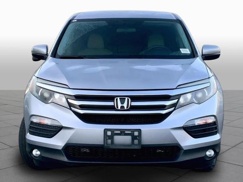 Used 2017 Honda Pilot EX image 4