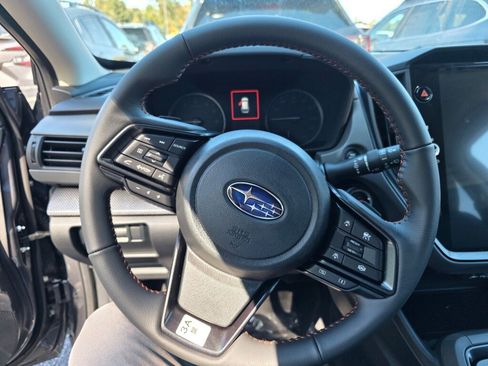 New 2025 Subaru Crosstrek 2.5i Limited w/ Popular Package #4A image 16