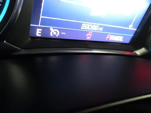 Used 2022 Chevrolet Equinox LS w/ LS Convenience Package image 11