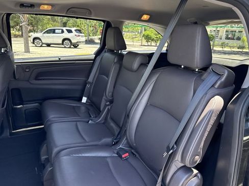 Used 2018 Honda Odyssey EX-L image 23