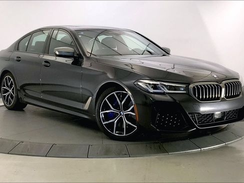 Used 2022 BMW M550i xDrive w/ Executive Package AWD/4WD image 1