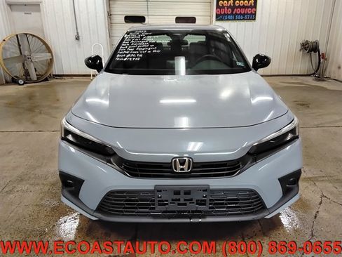 Used 2022 Honda Civic Sport image 7