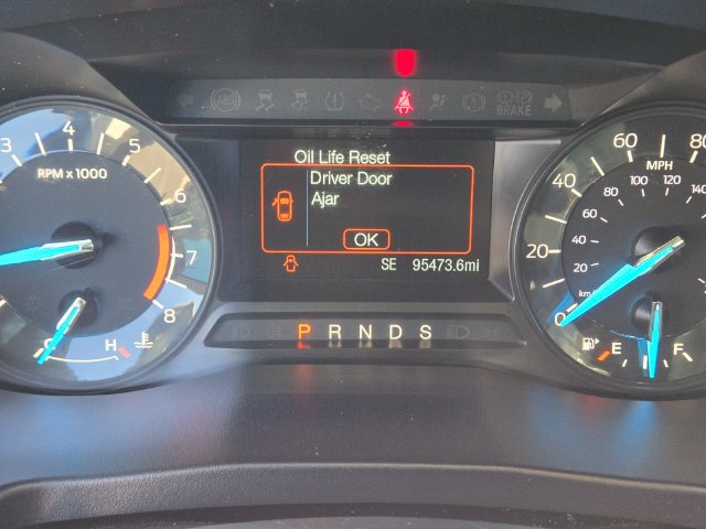 Used 2018 Ford Explorer XLT FWD image 24