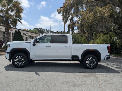 New 2026 GMC Sierra 2500 Denali Ultimate image 7