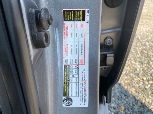 Used 2022 Nissan Sentra SV image 31