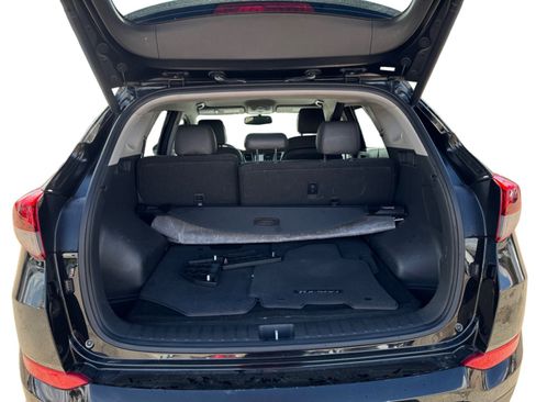 Used 2018 Hyundai Tucson Limited image 19