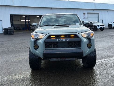 Used 2022 Toyota 4Runner TRD Off-Road image 5