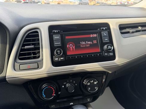 Used 2016 Honda HR-V LX image 22