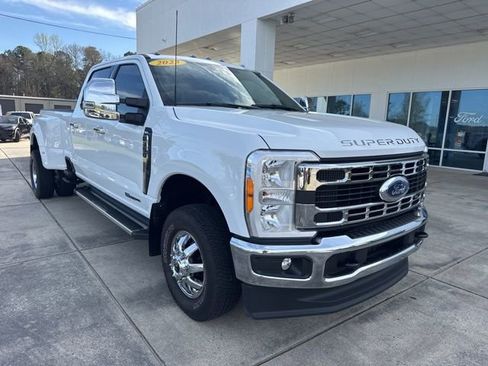 Used 2023 Ford F350 XLT image 1