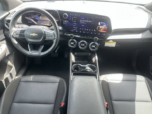 Used 2024 Chevrolet Blazer EV LT AWD/4WD image 18