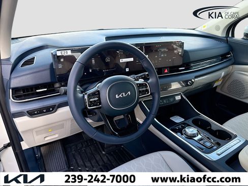 New 2026 Kia Carnival EX image 27