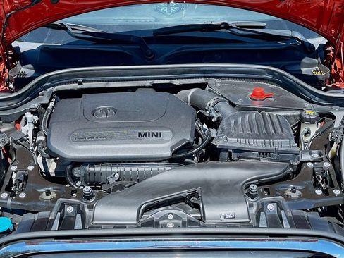 Used 2020 MINI Cooper 2-Door Hardtop w/ Premium Package FWD image 29