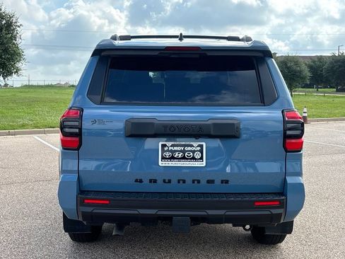 Used 2026 Toyota 4Runner SR5 RWD image 6
