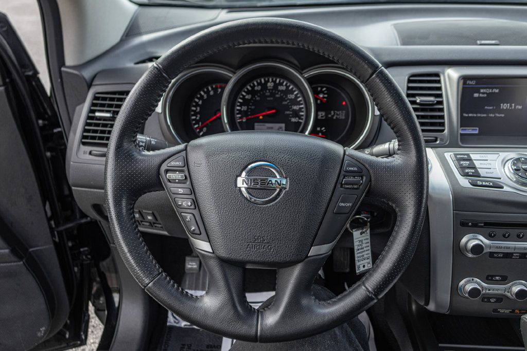 Used 2014 Nissan Murano SL w/ Navigation Package AWD/4WD image 24