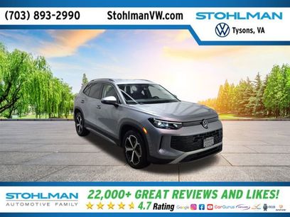 New 2025 Volkswagen Tiguan SE