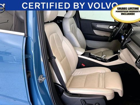 Used 2023 Volvo XC40 B5 Ultimate w/ Protection Package Premier image 11